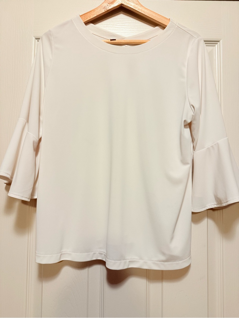 6 of Uniqlo blouse set - Picture 3 of 7